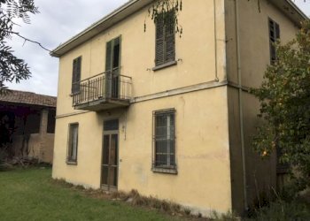 Independent house Russi - photo 1