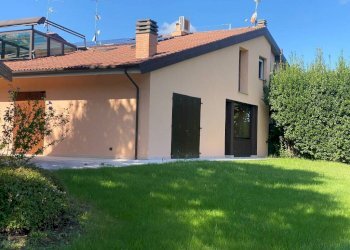 Villa Imola - photo 1