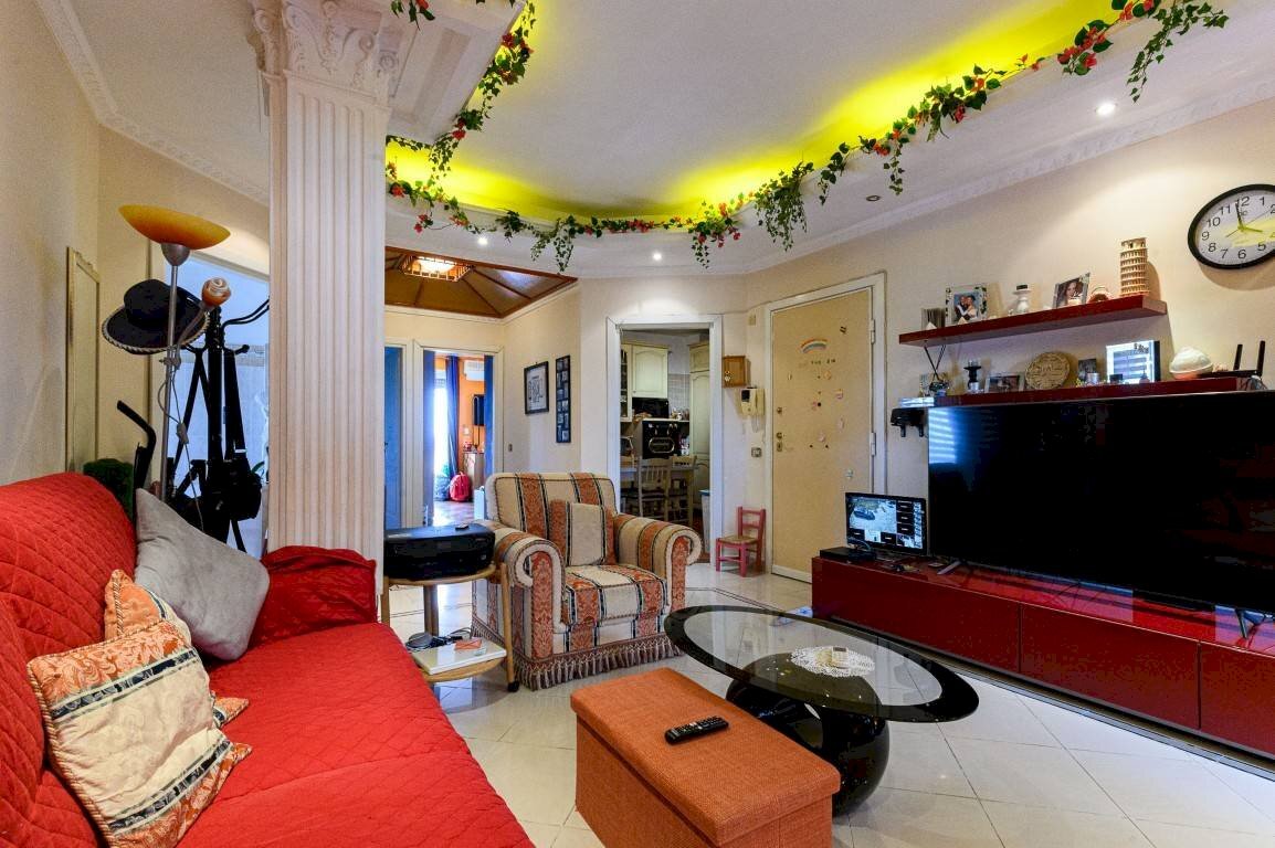 Four-room apartment Via Selegas, Roma - photo 3