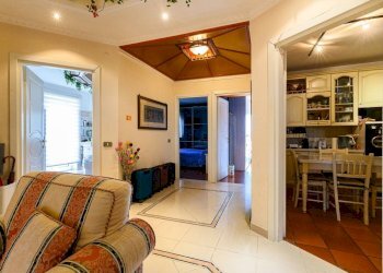 Four-room apartment Via Selegas, Roma - photo 5