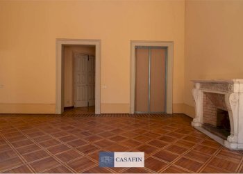 Office Modena (neighborhood Centro Storico) - photo 8
