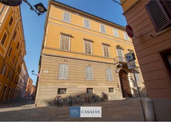 Office Modena (neighborhood Centro Storico) - photo 23