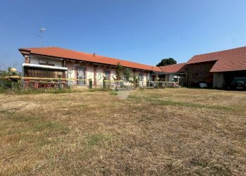 Rustic Cascina pomassino, Olcenengo - photo 23