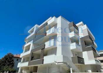 Foto 1 - Three-room apartment Via Etruria, Alba Adriatica - photo 1