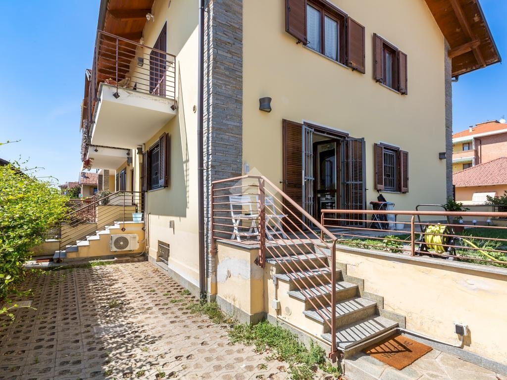 Four-room apartment Via Podgora, Beinasco - photo 2