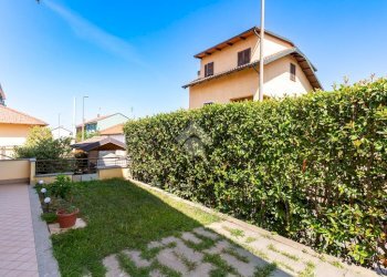 Four-room apartment Via Podgora, Beinasco - photo 9