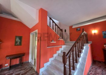 Scale - Villa via delle magnolie
 
50, Terracina - foto 11