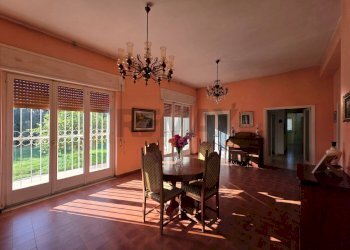 Sala da pranzo - Villa via delle magnolie
 
50, Terracina - foto 16