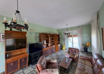 Soggiorno - Villa via delle magnolie
 
50, Terracina - foto 23