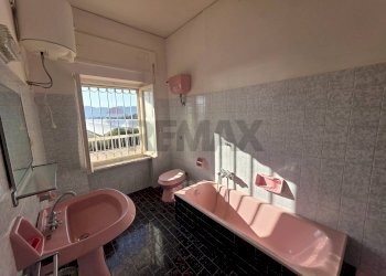 Bagno - Villa via delle magnolie
 
50, Terracina - foto 25