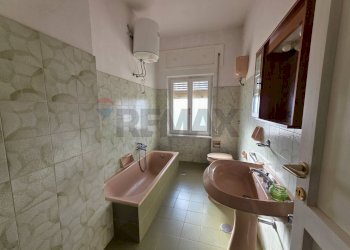 Bagno - Villa via delle magnolie
 
50, Terracina - foto 27