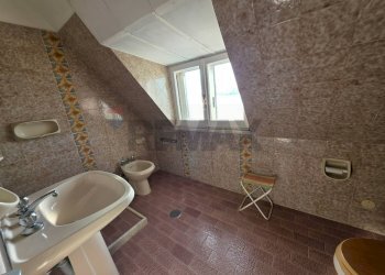 Bagno - Villa via delle magnolie
 
50, Terracina - foto 31
