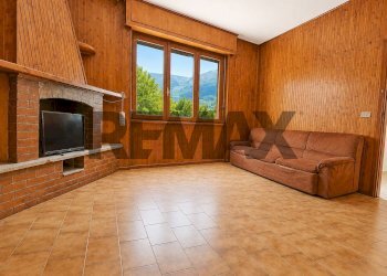 Soggiorno - Trilocale via Maroggia
 
2170, Berbenno di Valtellina - foto 6