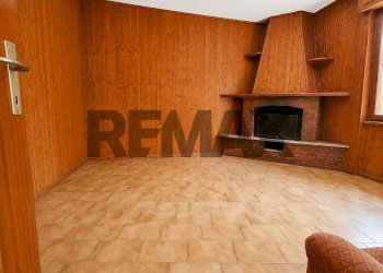 Soggiorno - Trilocale via Maroggia
 
2170, Berbenno di Valtellina - foto 7