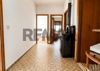 Hall / corridoio - Trilocale via Maroggia
 
2170, Berbenno di Valtellina - foto 16