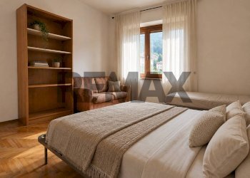 Camera / camera da letto - Trilocale via Maroggia
 
2170, Berbenno di Valtellina - foto 18