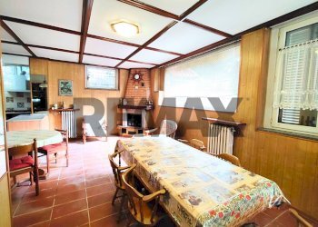 Sala da pranzo - Villa via San Gillio
46, Pianezza - photo 23