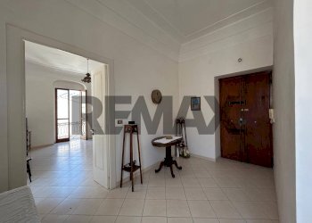 Hall / corridoio - Appartamento Via Ruggiero Bonghi
 
7, Rodi Garganico - foto 2