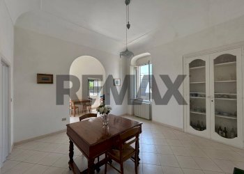Sala da pranzo - Appartamento Via Ruggiero Bonghi
 
7, Rodi Garganico - foto 7