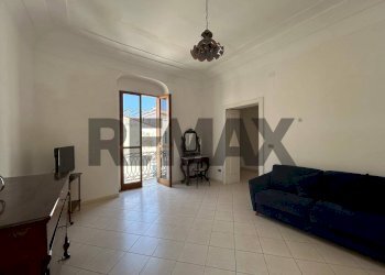 Soggiorno - Appartamento Via Ruggiero Bonghi
 
7, Rodi Garganico - foto 14