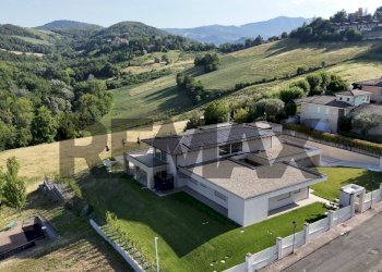 Vista delle montagne - Villa Via Enrico Mattei
 
3, Salsomaggiore Terme - foto 22