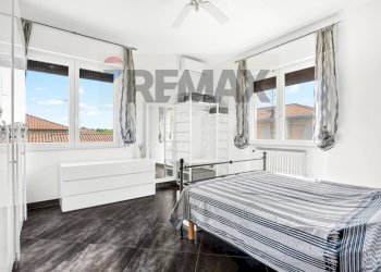 Camera / camera da letto - Casa semi indipendente MONTE ROSA
 
15, Rescaldina - foto 6