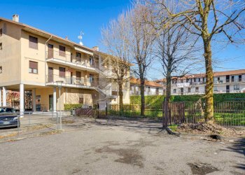 Edificio all\'aperto - Three-room apartment VICOLO APERTO
 
12, Gorla Minore - photo 17