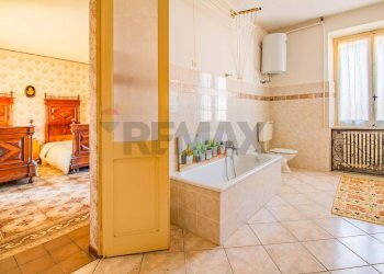 Bagno - Casa semi indipendente Piazza Cacciami
3, Grignasco - foto 6