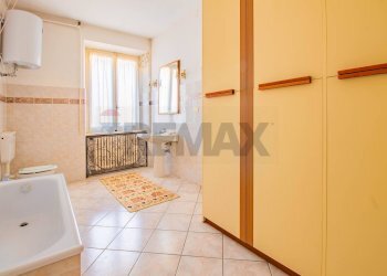 Bagno - Casa semi indipendente Piazza Cacciami
3, Grignasco - foto 13