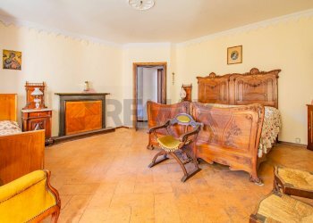 Camera / camera da letto - Casa semi indipendente Piazza Cacciami
3, Grignasco - foto 30