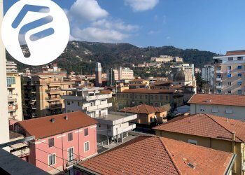 Esterno - Quadrilocale via Galileo Galilei, Massa - foto 1