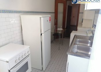 cucina - Quadrilocale via Galileo Galilei, Massa - foto 4