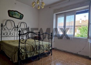 Camera / camera da letto - Semi-detached Villa VIA SERGIO DE VITIS M.O.
 
7, Lettopalena - photo 21
