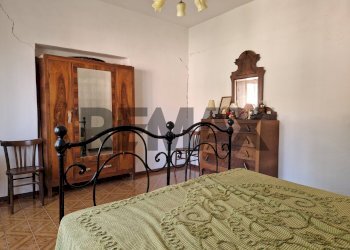 Camera / camera da letto - Semi-detached Villa VIA SERGIO DE VITIS M.O.
 
7, Lettopalena - photo 23