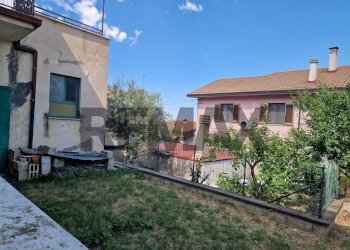 Casa all\'aperto - Semi-detached Villa VIA SERGIO DE VITIS M.O.
 
7, Lettopalena - photo 26