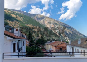 Vista delle montagne - Semi-detached Villa VIA SERGIO DE VITIS M.O.
 
7, Lettopalena - photo 67