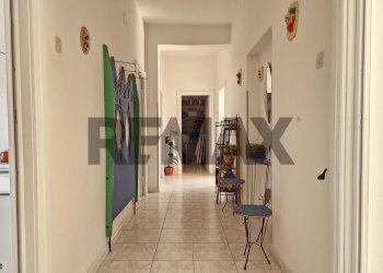 Hall / corridoio - Semi-detached Villa VIA SERGIO DE VITIS M.O.
 
7, Lettopalena - photo 78