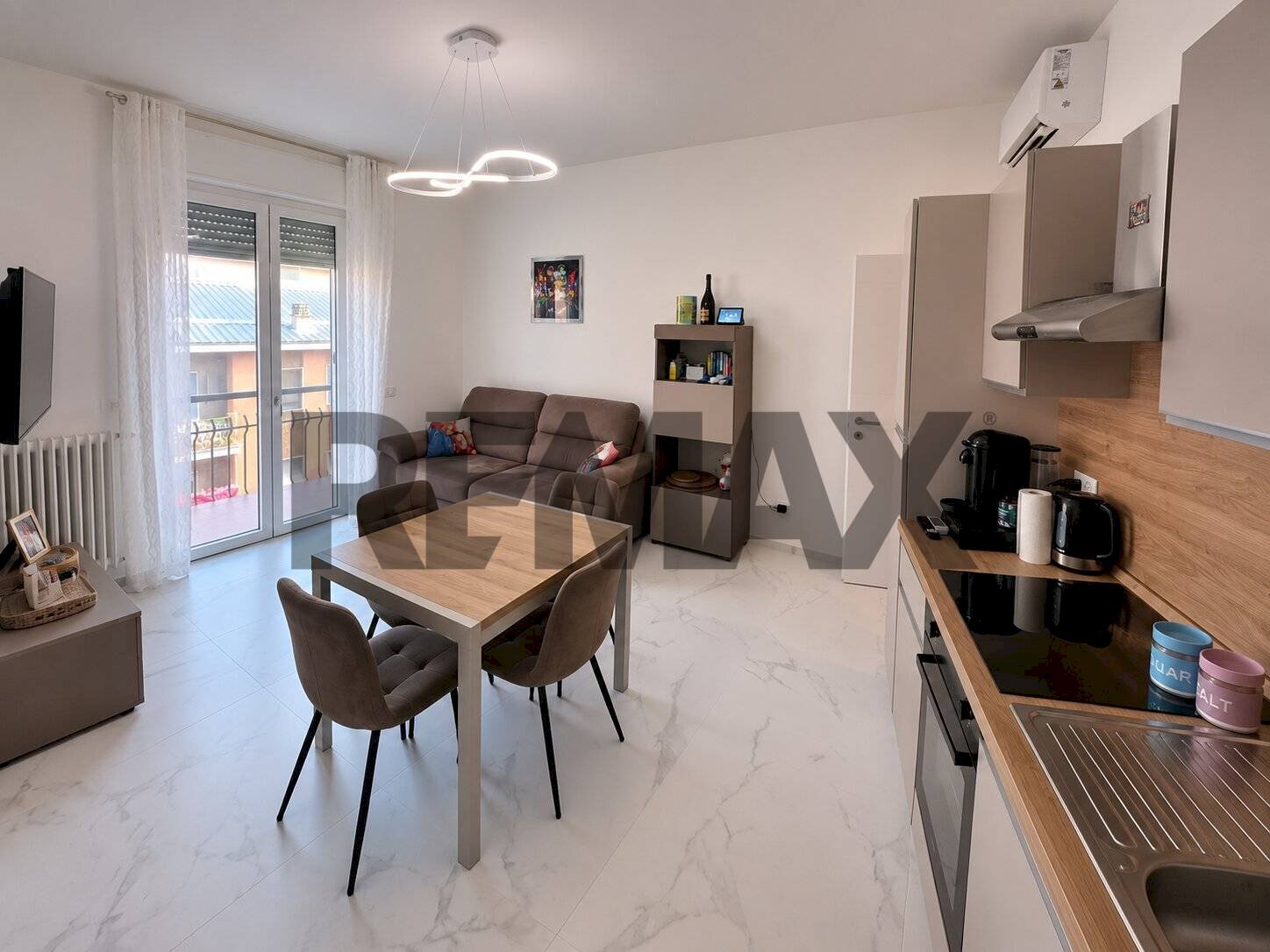 Sala da pranzo - Three-room apartment Via S. Rita da Cascia, 2, Vigevano - photo 2