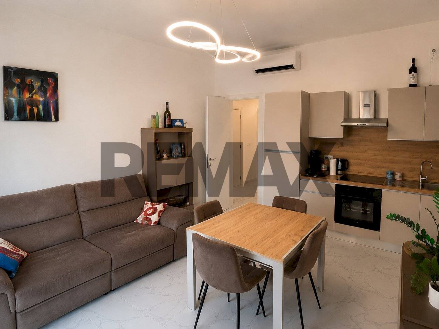 Sala da pranzo - Three-room apartment Via S. Rita da Cascia, 2, Vigevano - photo 3