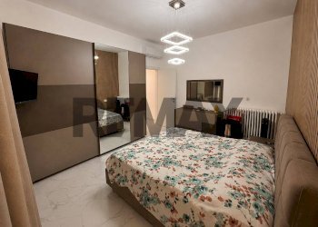 Camera / camera da letto - Three-room apartment Via S. Rita da Cascia, 2, Vigevano - photo 9