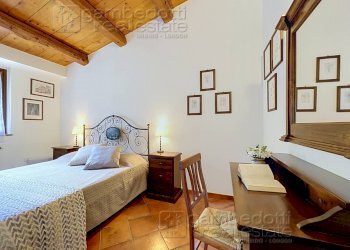 Foto 17 - Four-room apartment Urbino - photo 17