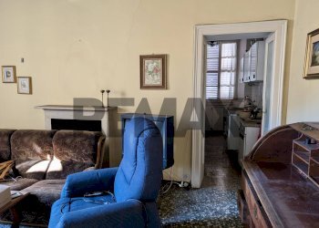 Soggiorno - Three-room apartment via chiesa
6, Canzo - photo 10