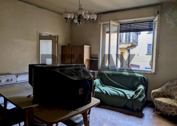 Soggiorno - Two-room apartment via della chiesa
6, Canzo - photo 3