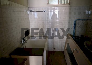 Bagno - Two-room apartment via della chiesa
6, Canzo - photo 6