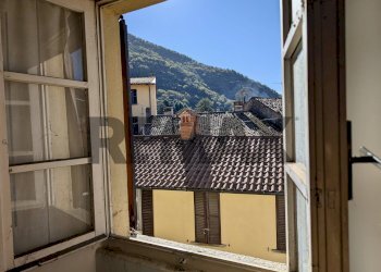 Balcone - Three-room apartment via della Chiesa
6, Canzo - photo 15