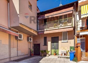 VISTA ESTERNA - Independent house Via Dante
3-5, Trezzano Rosa - photo 18