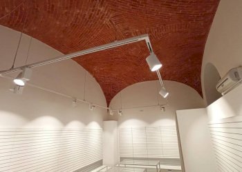 Interno non residenziale - Negozio viale Achille Marazza, 4, Borgomanero - foto 18