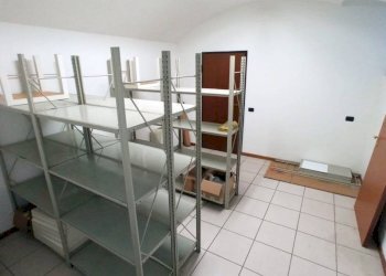Ufficio - Negozio viale Achille Marazza, 4, Borgomanero - foto 36