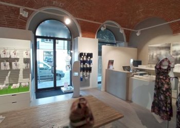 Interno non residenziale - Negozio viale Achille Marazza, 4, Borgomanero - foto 43
