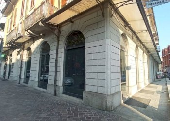 Zona - Negozio viale Achille Marazza, 4, Borgomanero - foto 47